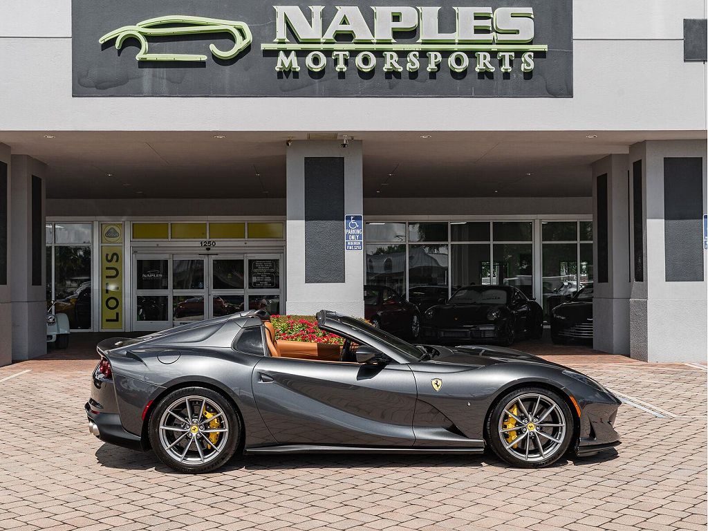 2022 Ferrari 812 GTS