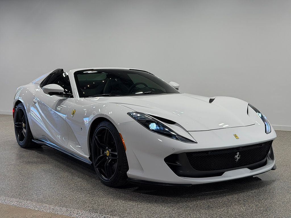 2023 Ferrari 812 GTS
