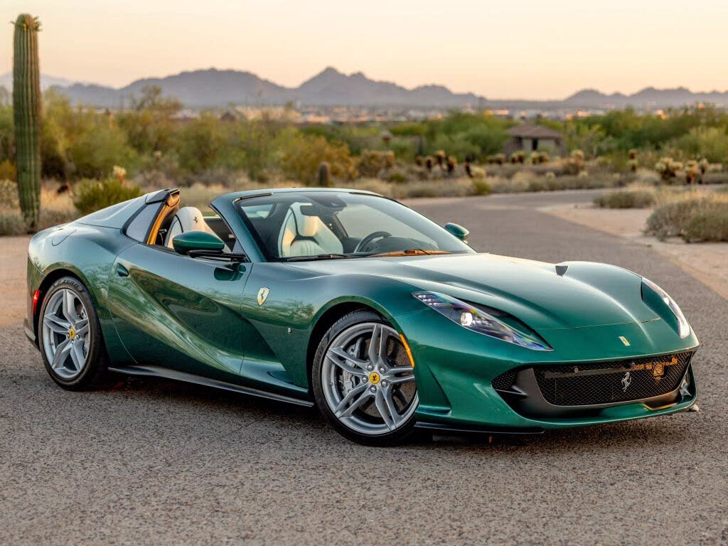 2022 Ferrari 812 GTS