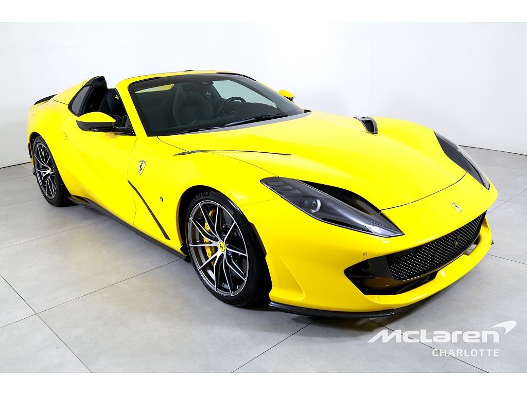 2023 Ferrari 812 GTS