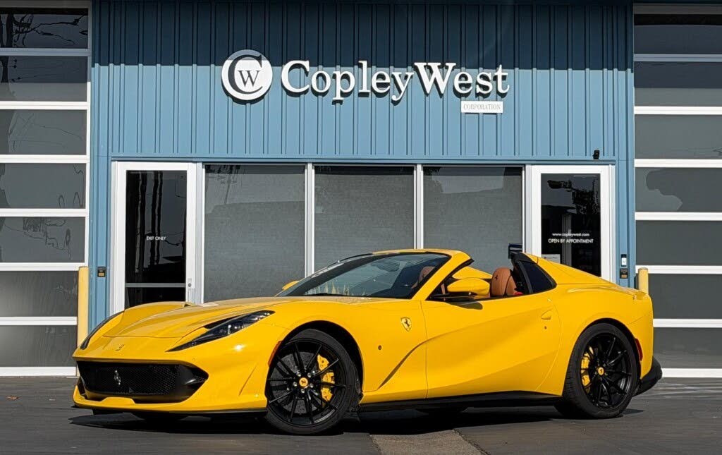 2023 Ferrari 812 GTS
