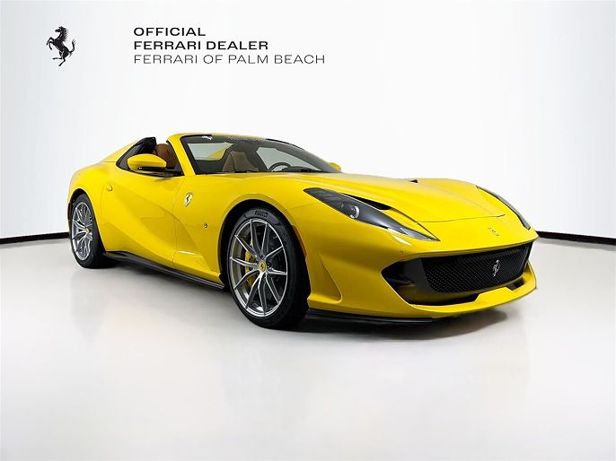 2022 Ferrari 812 GTS