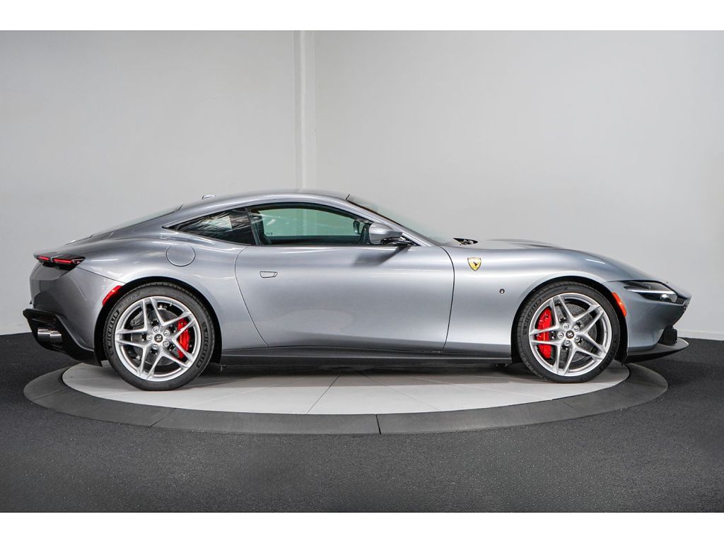 2021 Ferrari Roma