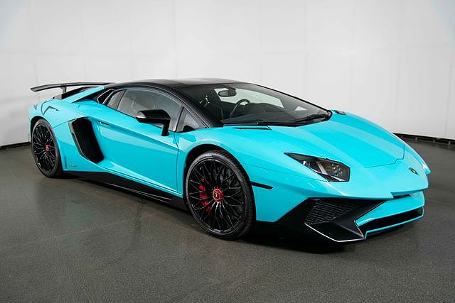 2016 Lamborghini Aventador LP 750-4 SV