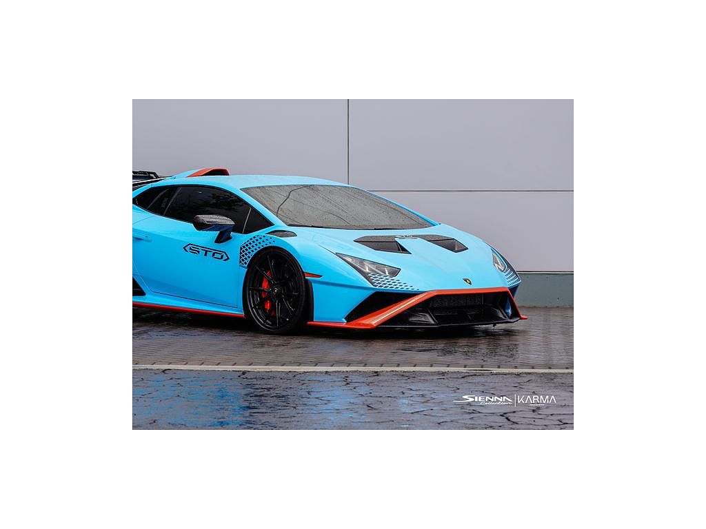 2022 Lamborghini Huracán STO