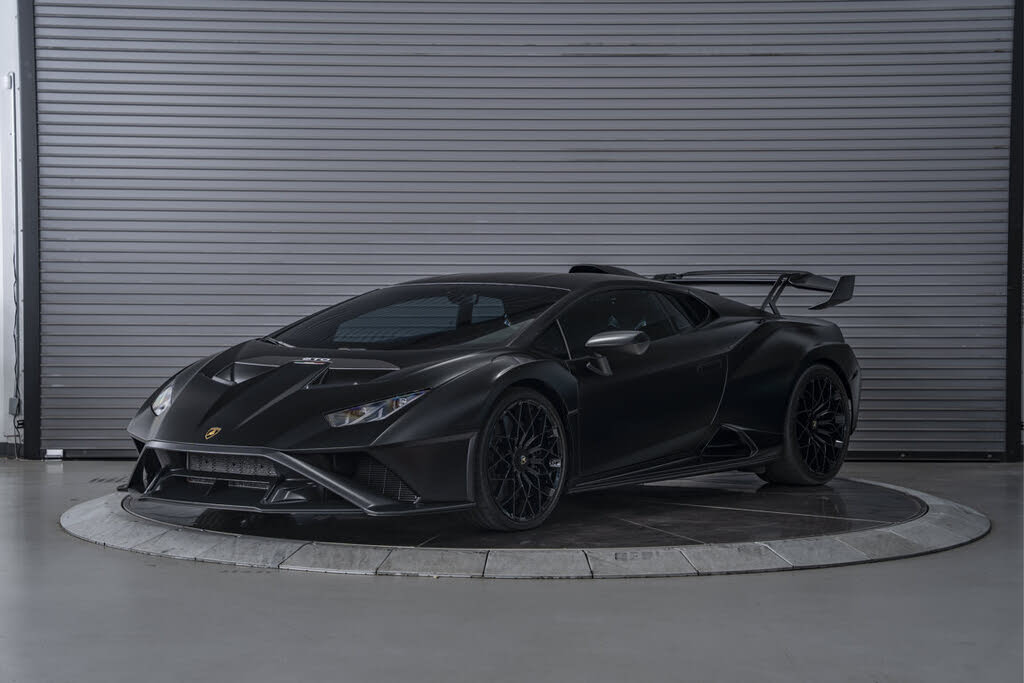 2024 Lamborghini Huracán STO