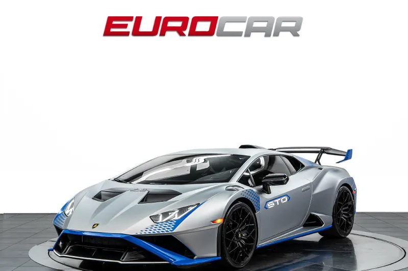 2022 Lamborghini Huracán STO