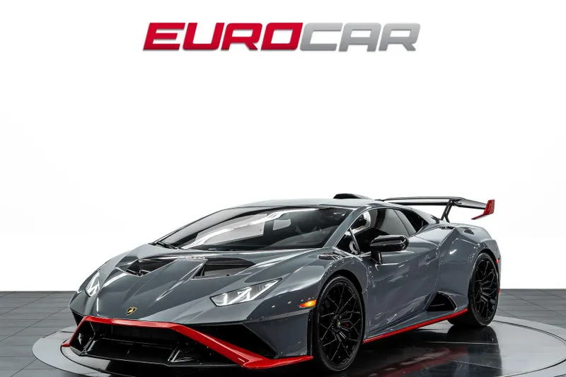 2023 Lamborghini Huracán STO