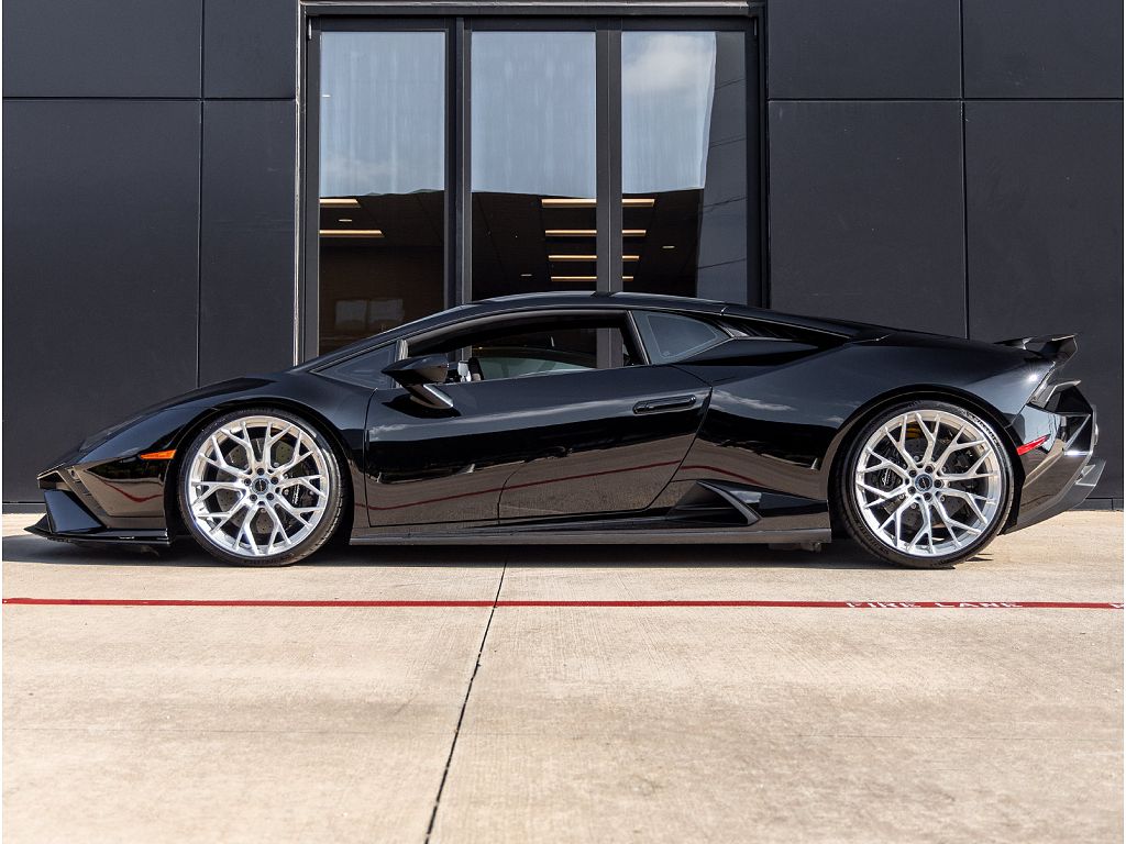 2023 Lamborghini Huracán Tecnica