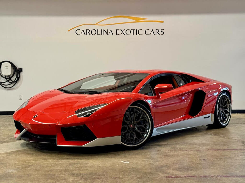 2017 Lamborghini Aventador LP 700-4