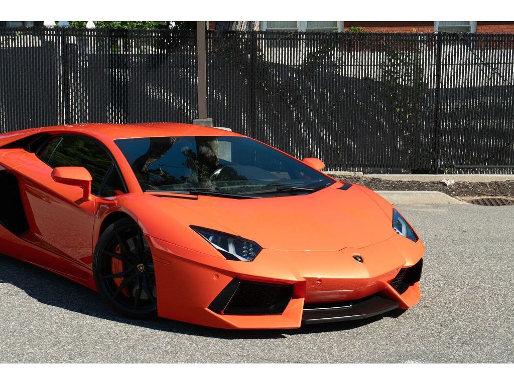 2015 Lamborghini Aventador LP 700-4