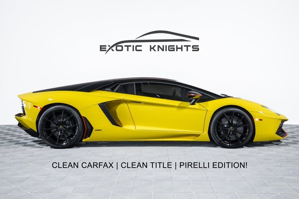 2016 Lamborghini Aventador LP 700-4