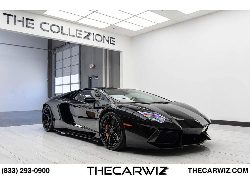 2012 Lamborghini Aventador LP 700-4