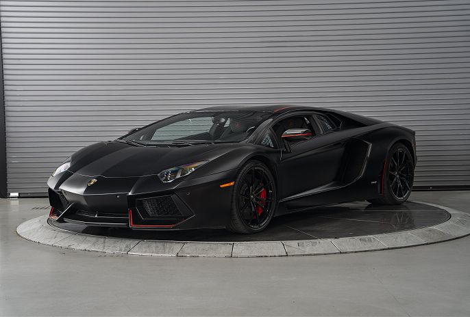 2016 Lamborghini Aventador LP 700-4