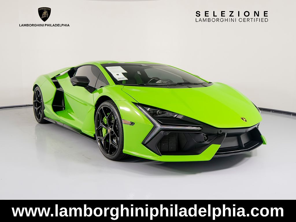 2024 Lamborghini Revuelto
