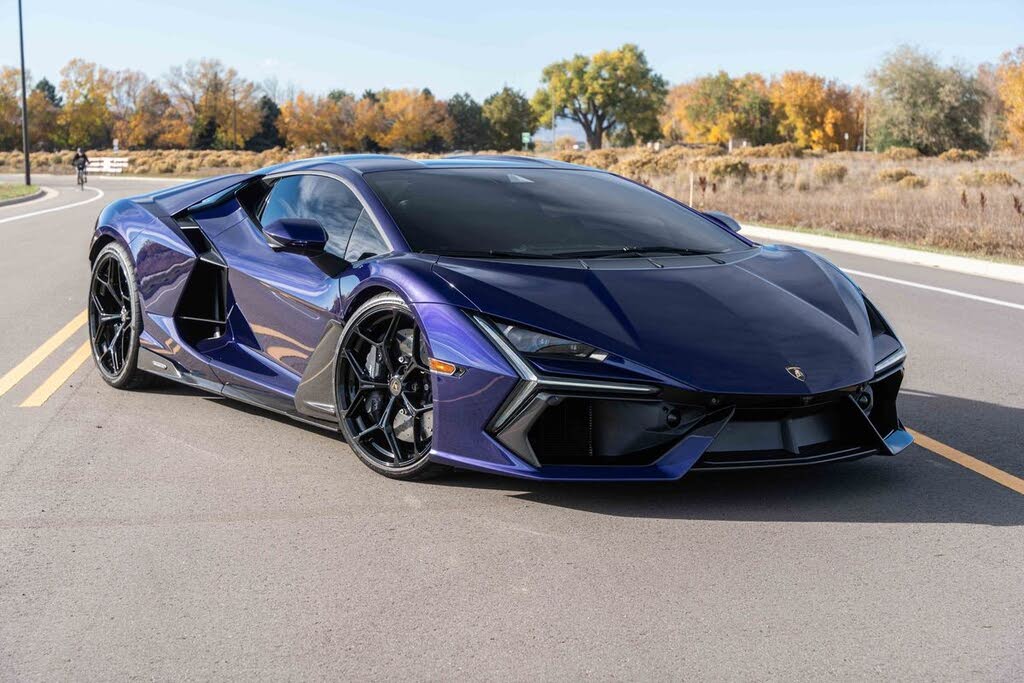 2026 Lamborghini Revuelto
