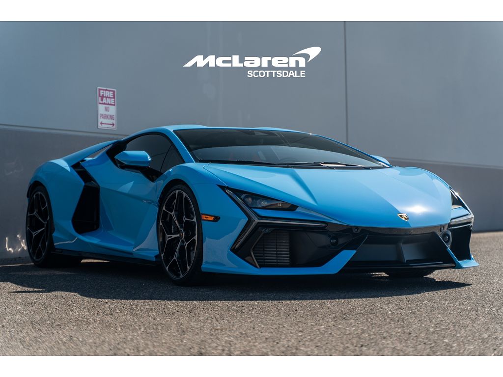 2024 Lamborghini Revuelto