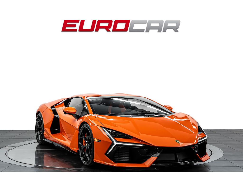 2025 Lamborghini Revuelto