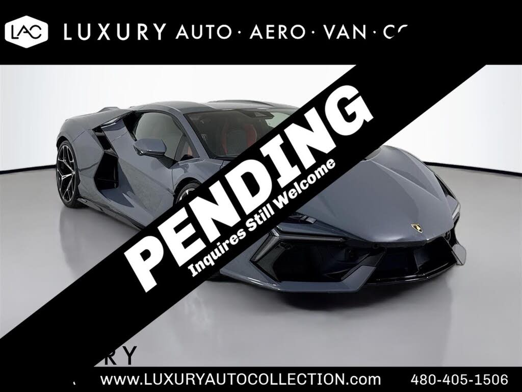 2024 Lamborghini Revuelto