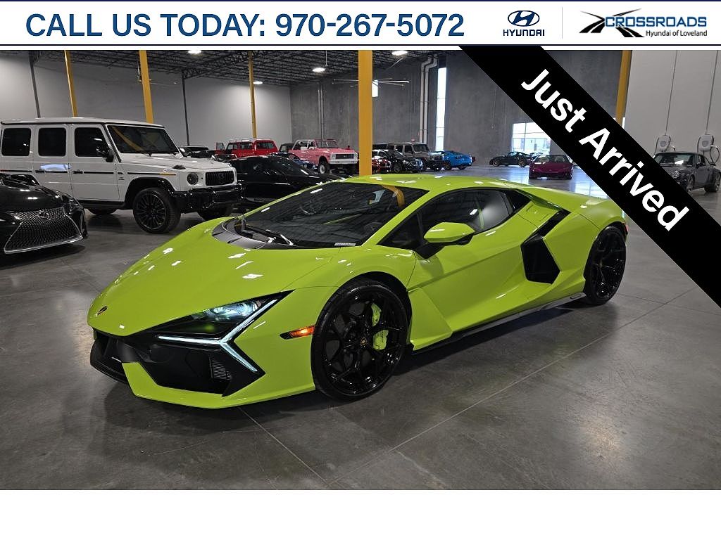 2024 Lamborghini Revuelto