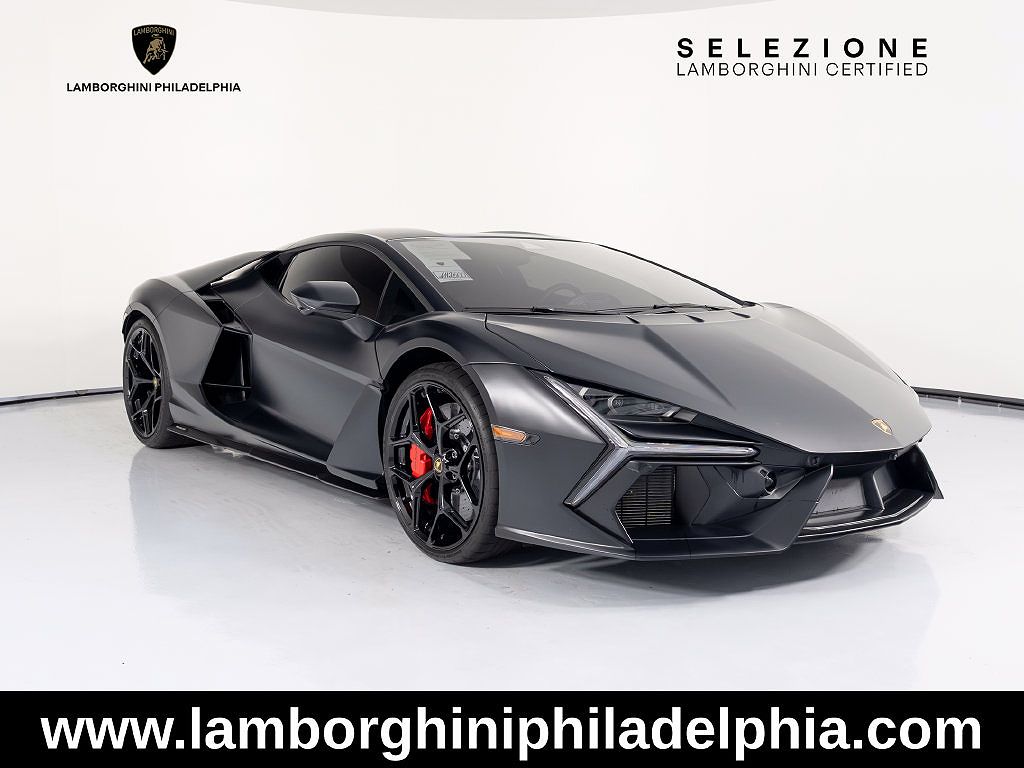 2024 Lamborghini Revuelto