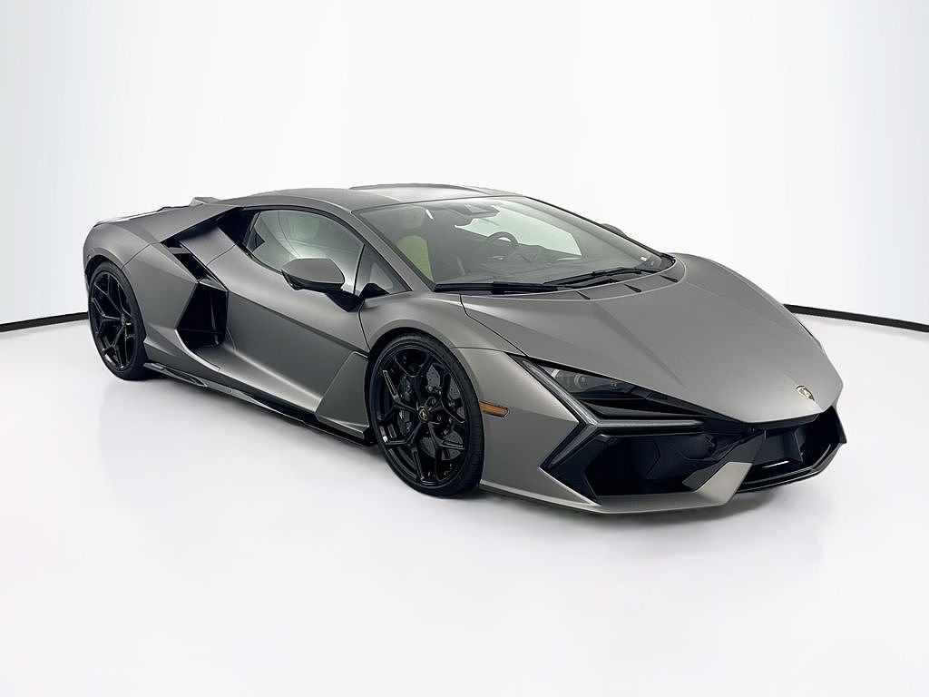 2026 Lamborghini Revuelto