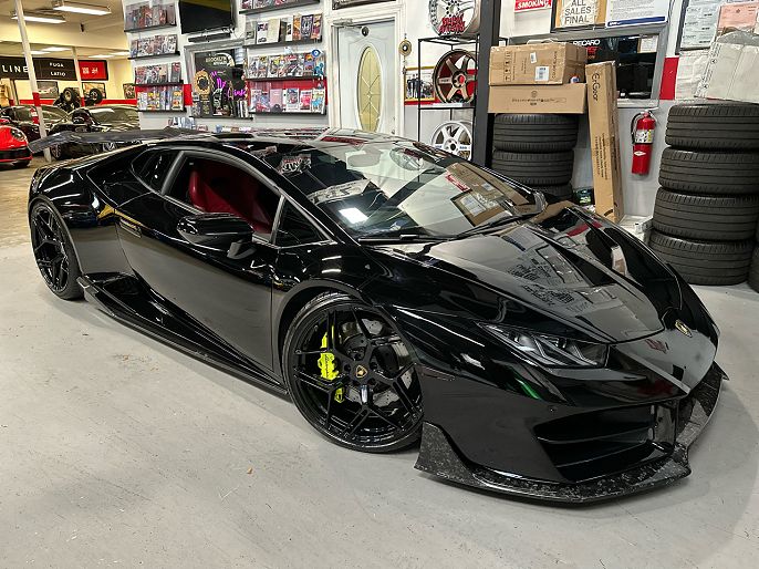 2017 Lamborghini Huracán LP 580-2