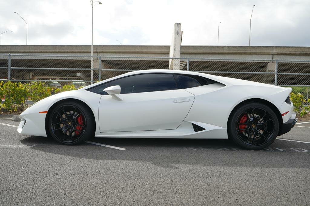 2019 Lamborghini Huracán LP 610-4