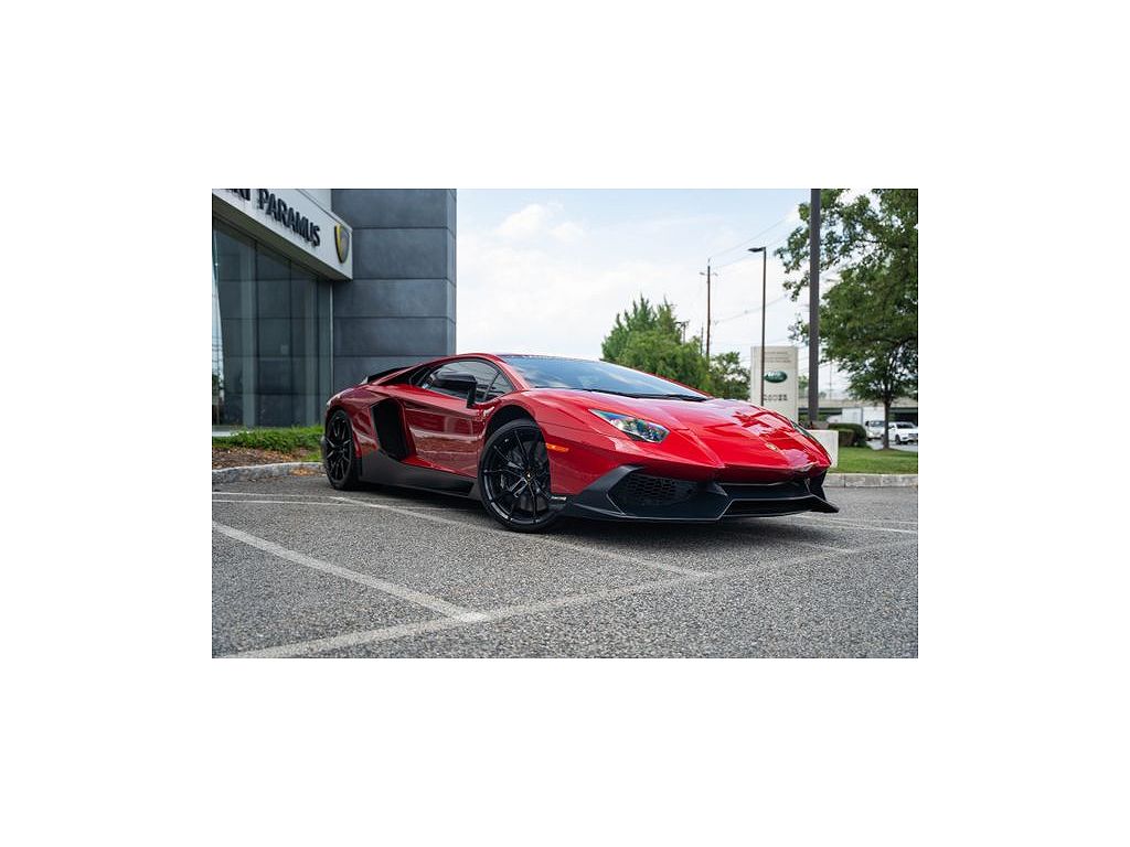 2014 Lamborghini Aventador LP 700-4