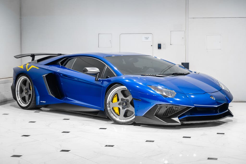 2016 Lamborghini Aventador LP 750-4 SV