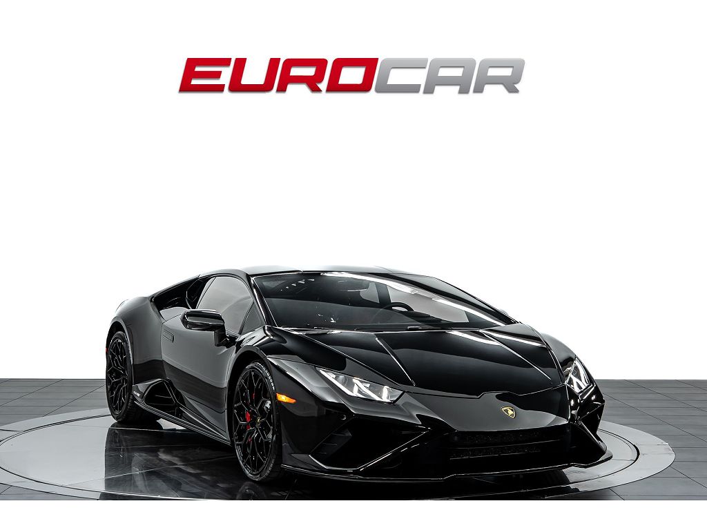 2022 Lamborghini Huracán EVO RWD
