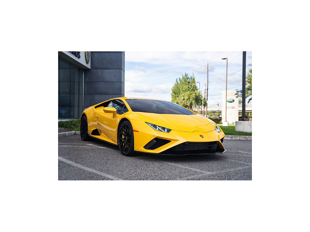 2023 Lamborghini Huracán EVO RWD
