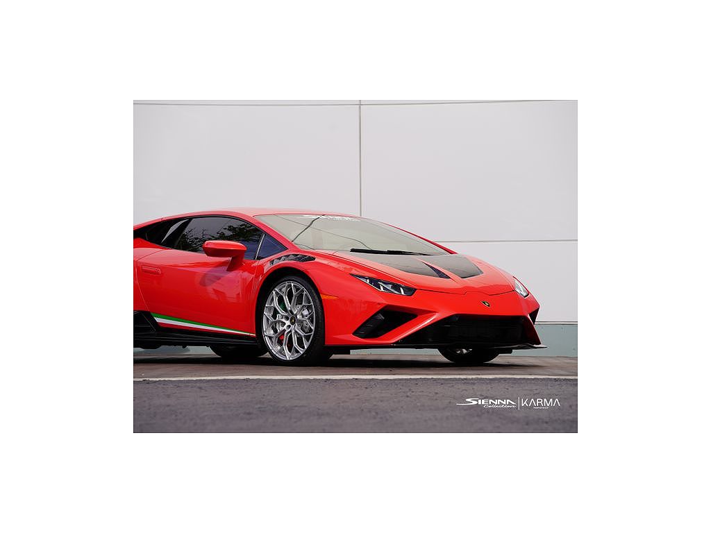 2022 Lamborghini Huracán EVO RWD
