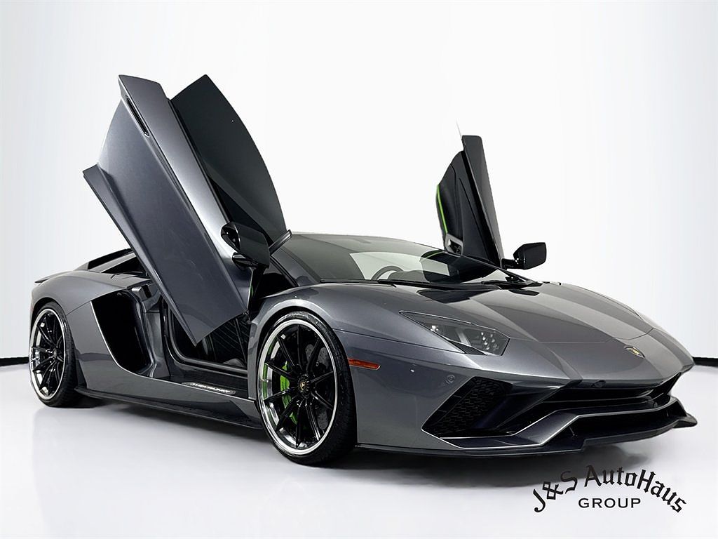 2018 Lamborghini Aventador S