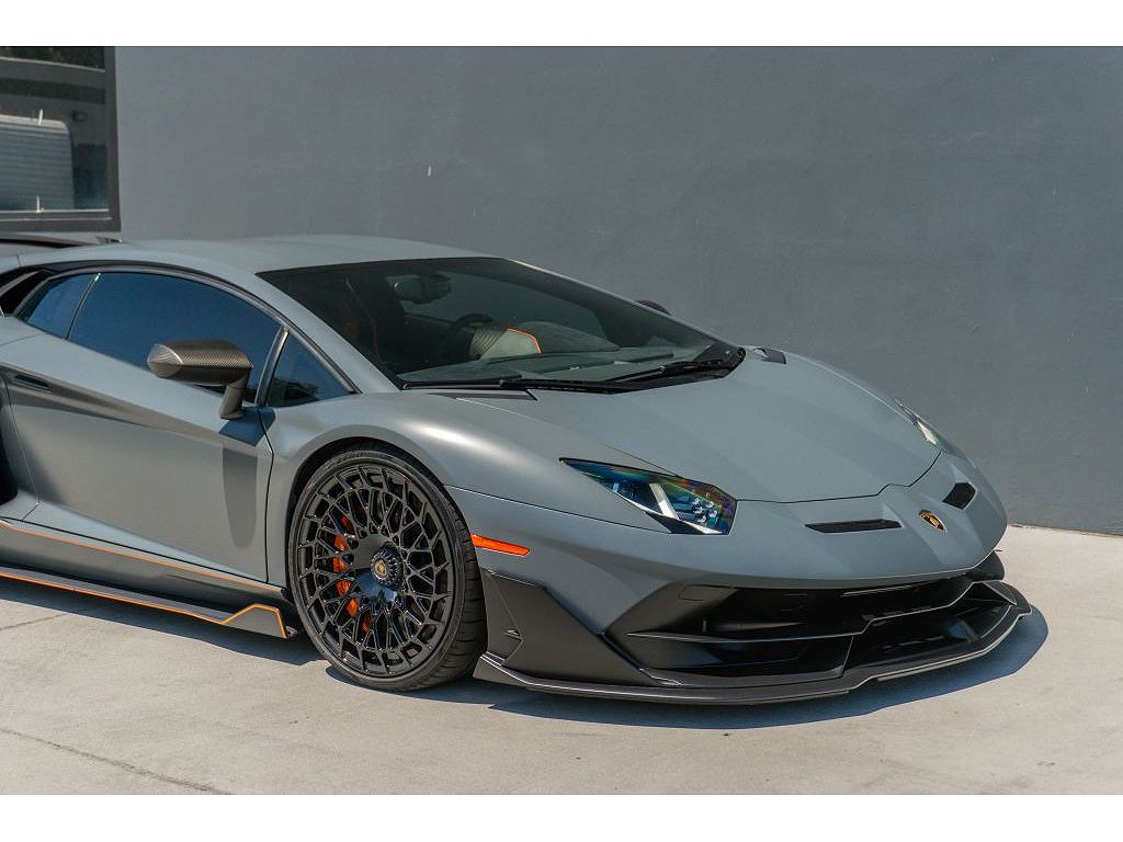 2019 Lamborghini Aventador SVJ