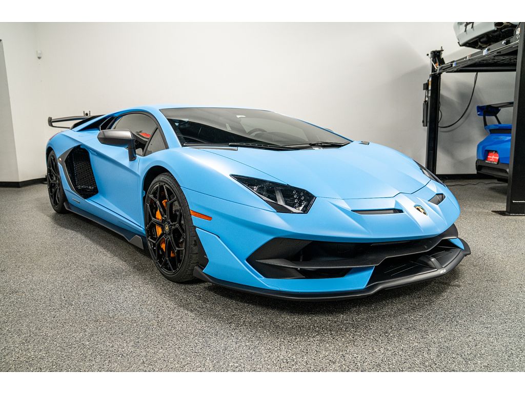 2020 Lamborghini Aventador SVJ