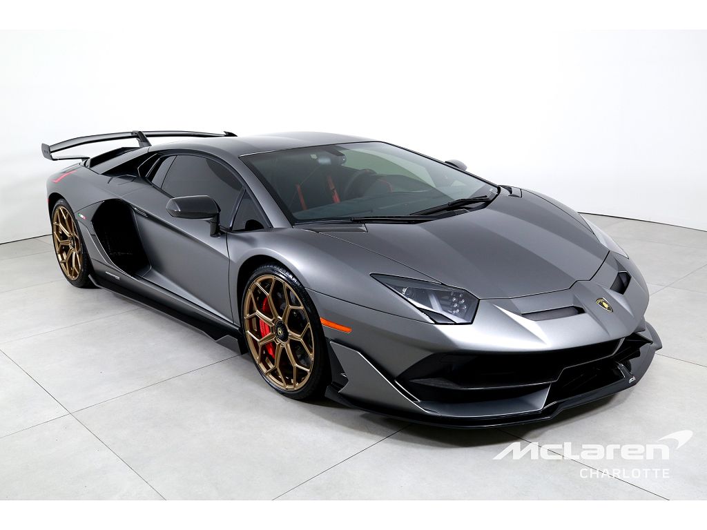 2020 Lamborghini Aventador SVJ