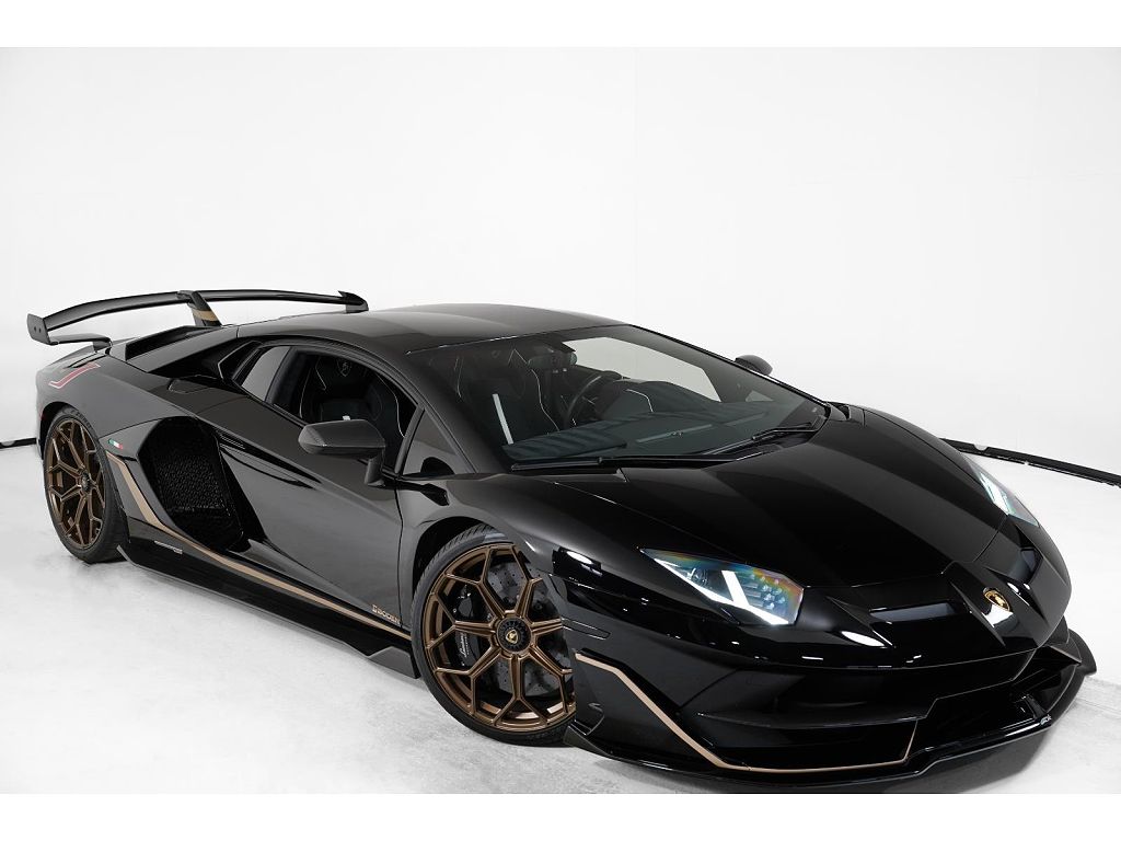 2020 Lamborghini Aventador SVJ