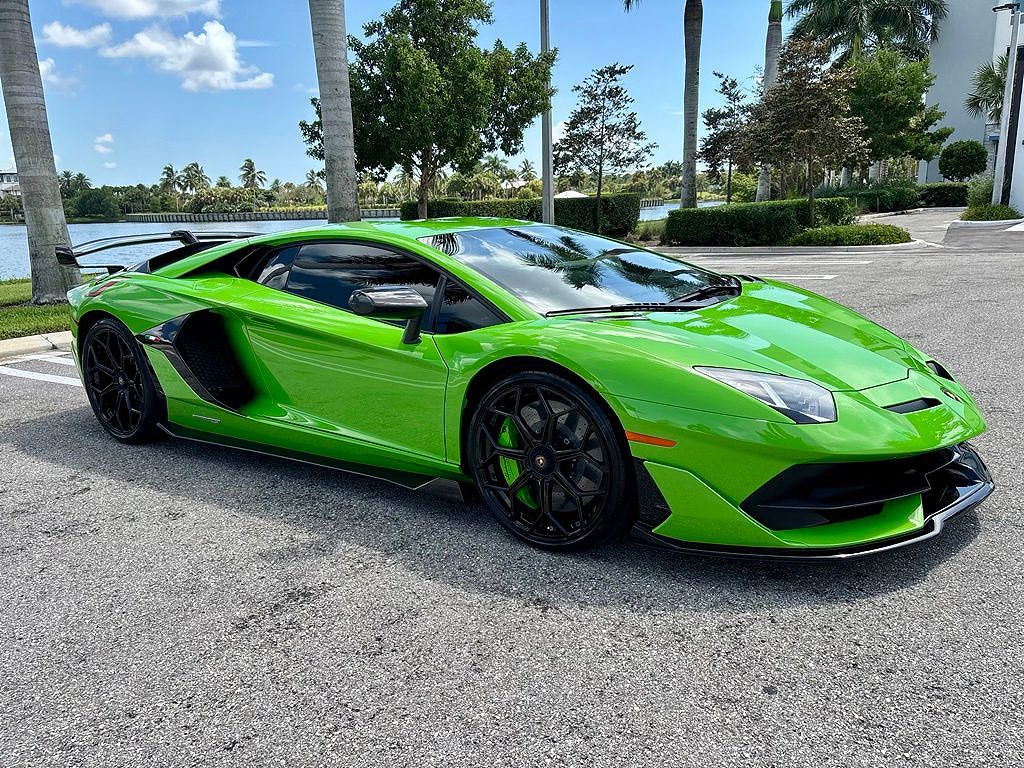 2019 Lamborghini Aventador SVJ