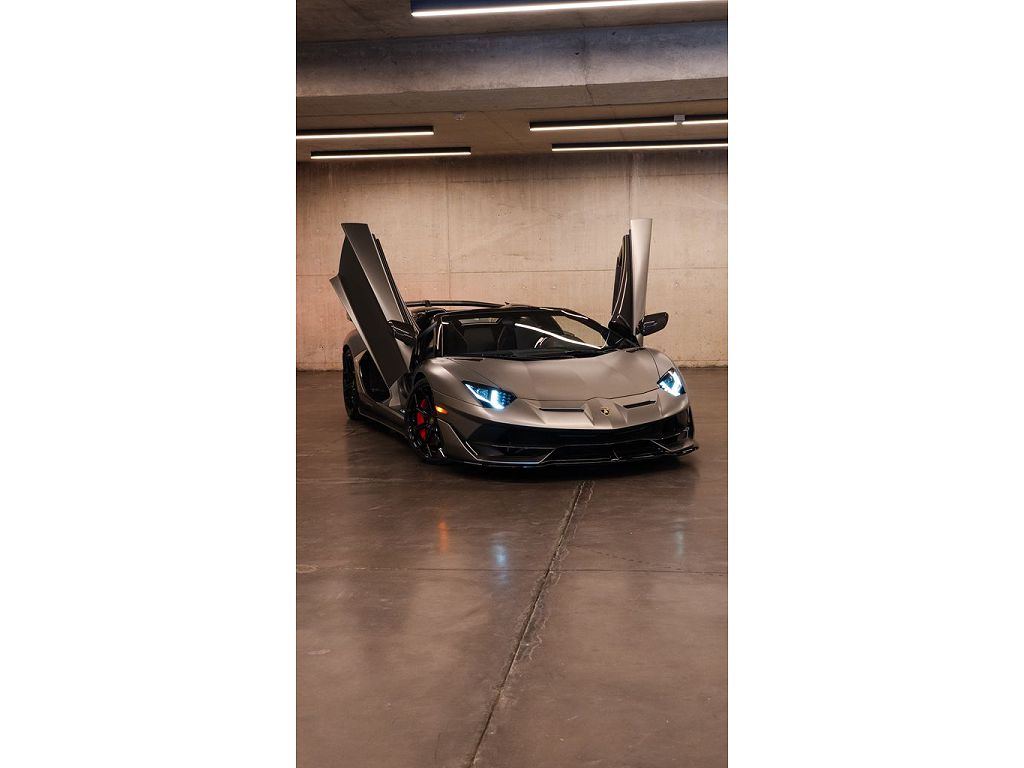 2020 Lamborghini Aventador SVJ Roadster