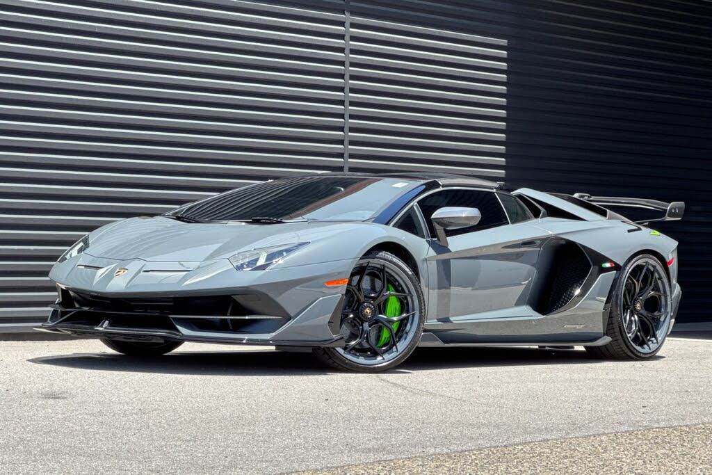 2020 Lamborghini Aventador SVJ Roadster