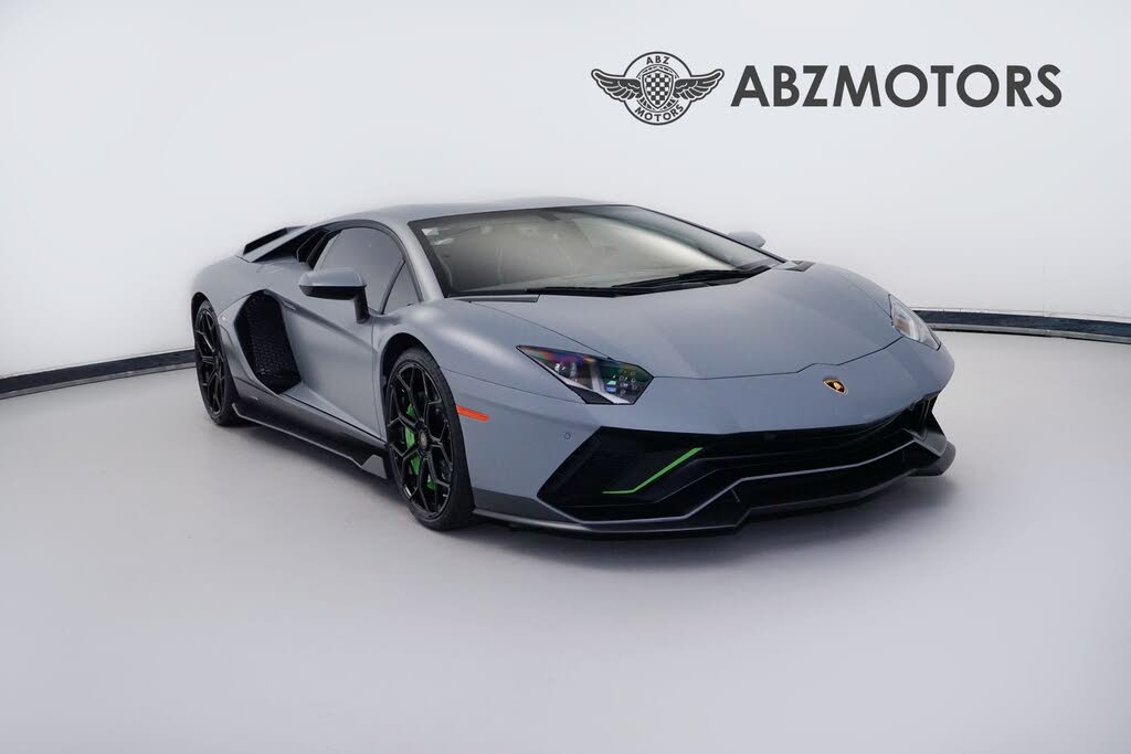 2022 Lamborghini Aventador Ultimae