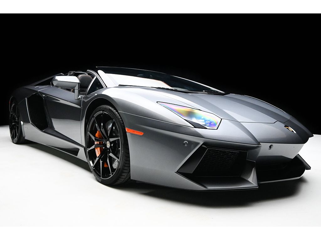 2016 Lamborghini Aventador LP 700-4 Roadster