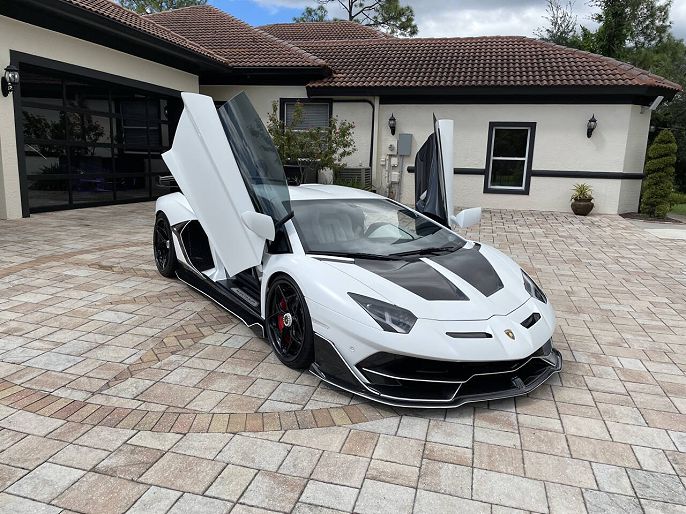 2013 Lamborghini Aventador LP 700-4 Roadster