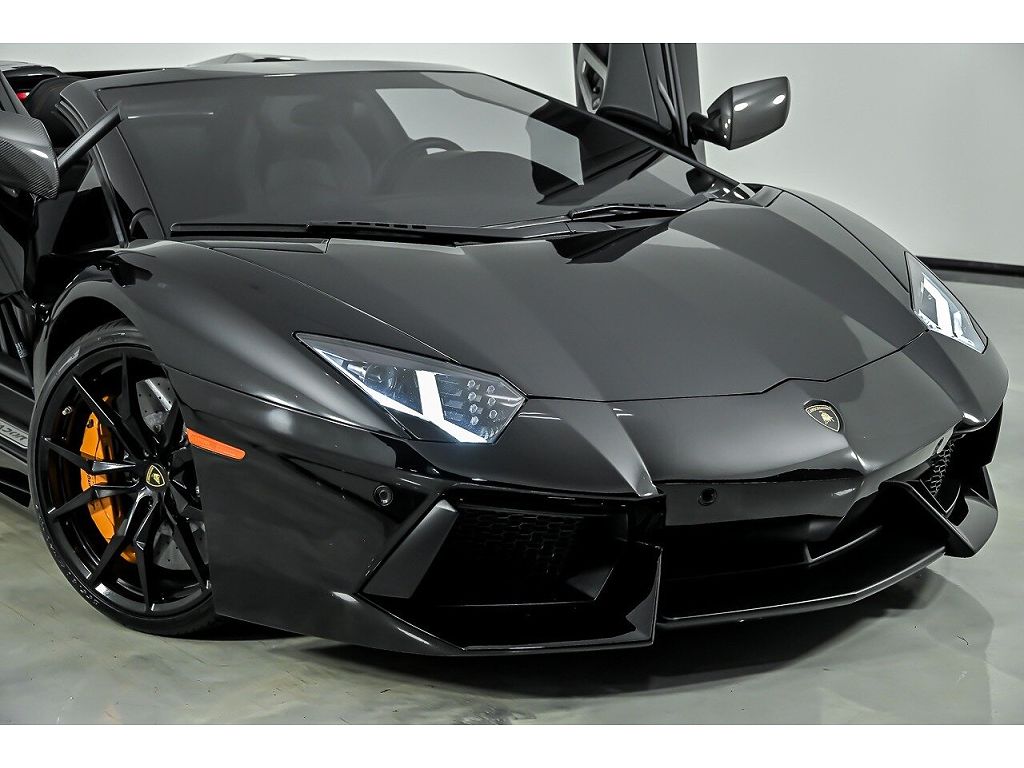 2014 Lamborghini Aventador LP 700-4 Roadster