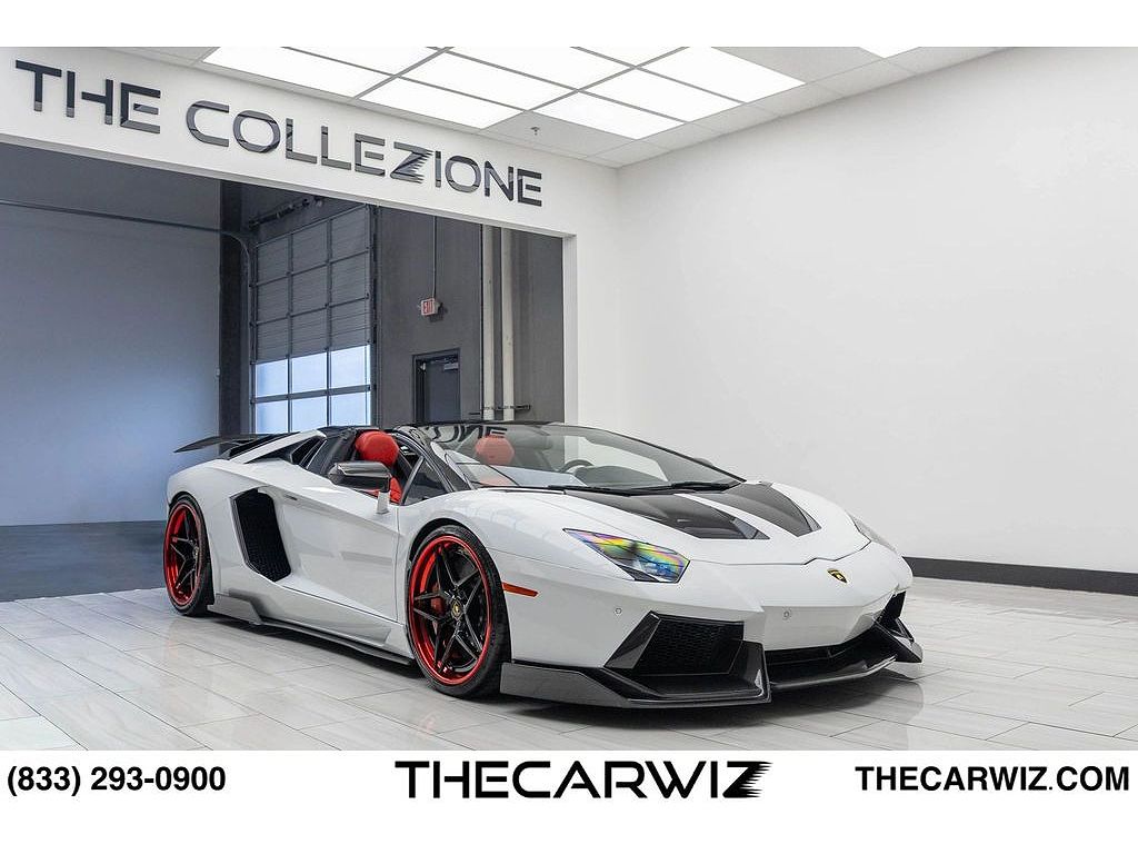 2017 Lamborghini Aventador LP 700-4 Roadster