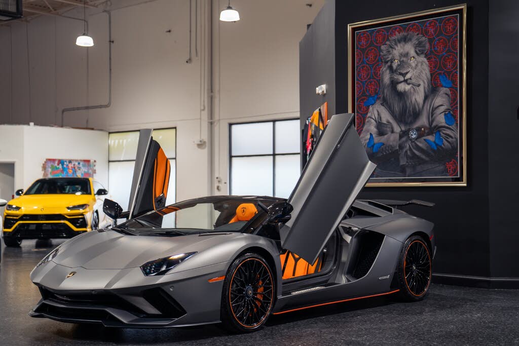 2019 Lamborghini Aventador S Roadster
