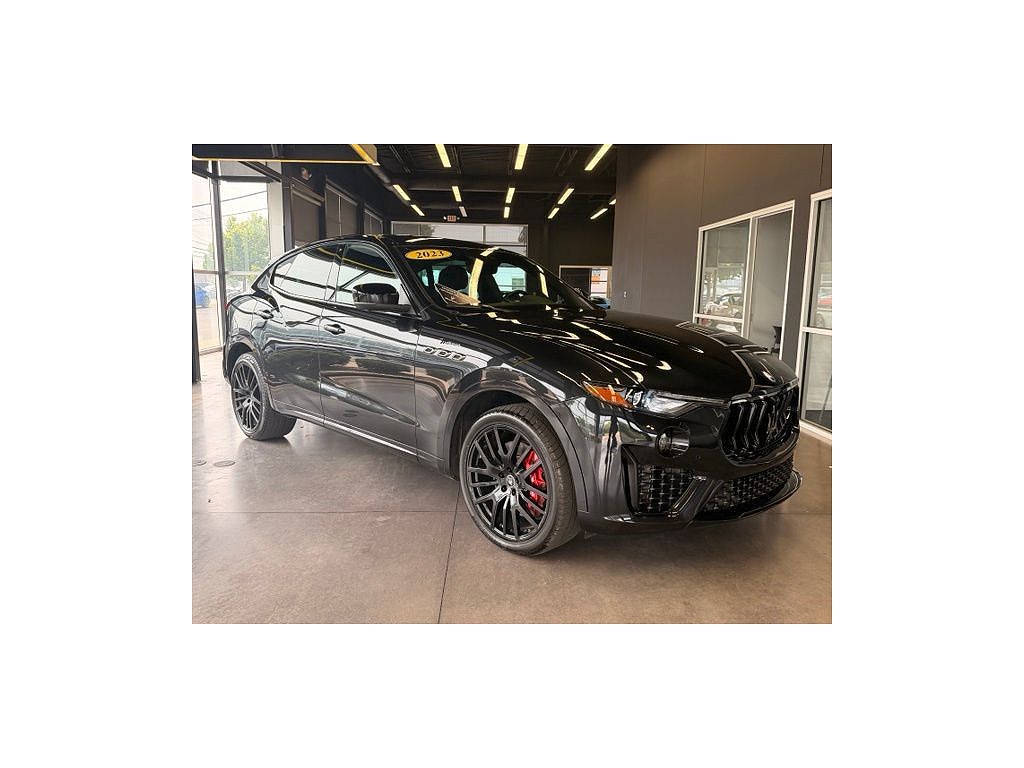 2023 Maserati Levante Modena