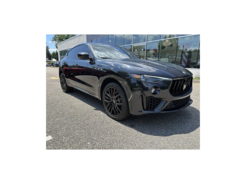 2022 Maserati Levante Modena