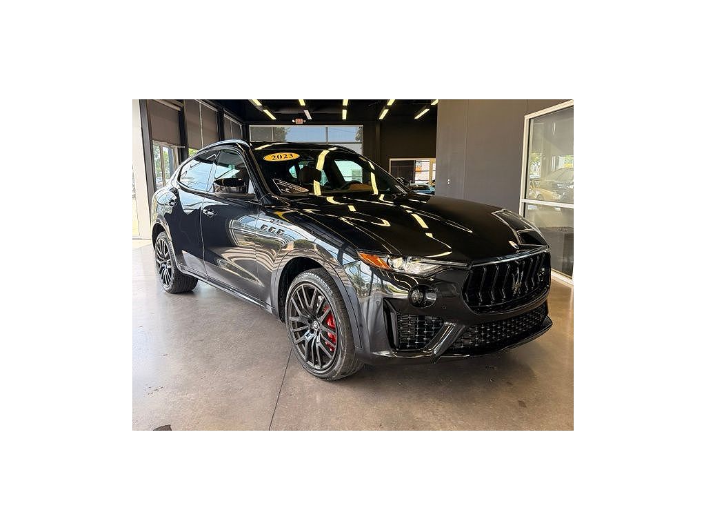 2023 Maserati Levante Modena
